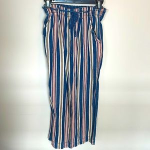 American Eagle Flowy Pants!